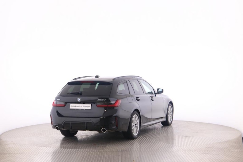 Vehicle image BMW 3 SERIES