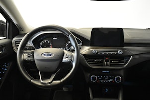 Vehicle image FORD Focus 1.0i EcoB 125 Vignale