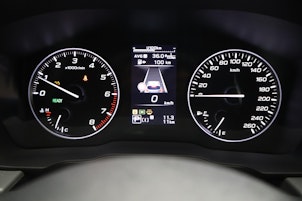 Vehicle image SUBARU Crosstrek 2.0i e-Boxer Passion