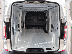 https://vehicle.imgix.net/4019071/30569572-6f10-4ac3-a744-3c532d964a73.jpg