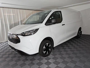 https://vehicle.imgix.net/4019071/3fce49a0-5722-4b54-9b8b-4295476a90a7.jpg