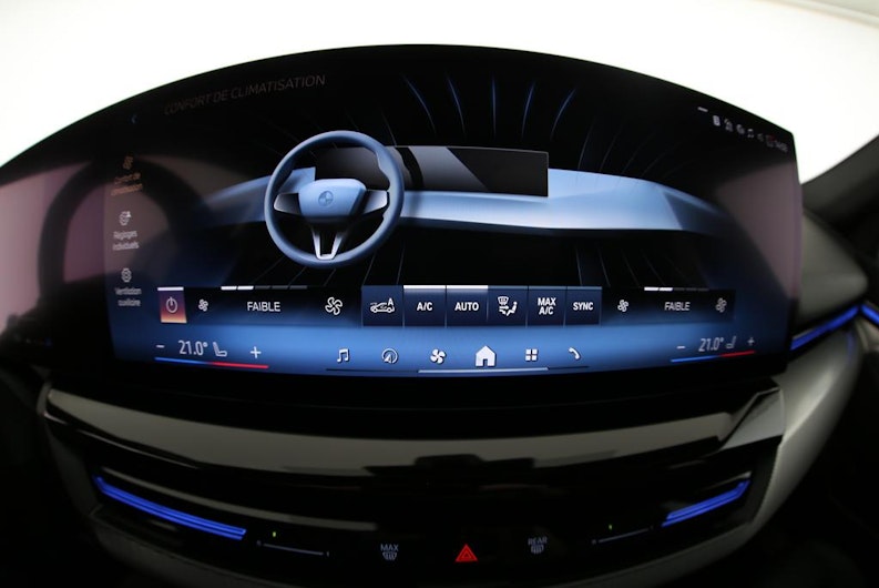 Vehicle image BMW 5 SERIES