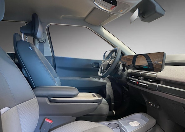 Vehicle image 14 Vehicle image 14