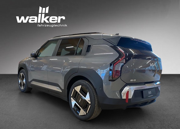 Vehicle image 3 Vehicle image 3