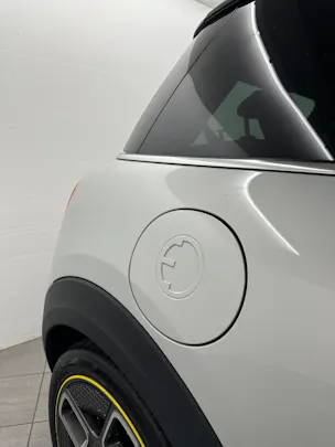 Mini F56 Cooper SE