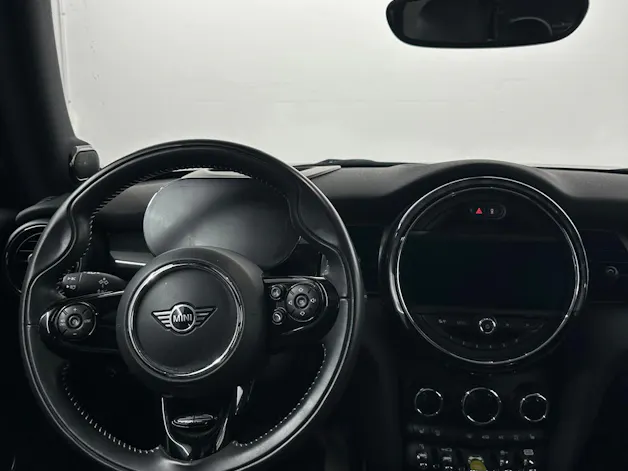 Mini F56 Cooper SE