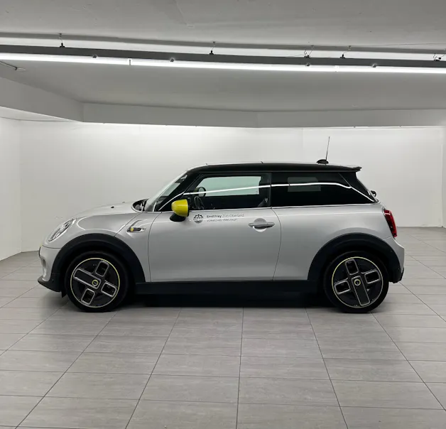 Mini F56 Cooper SE