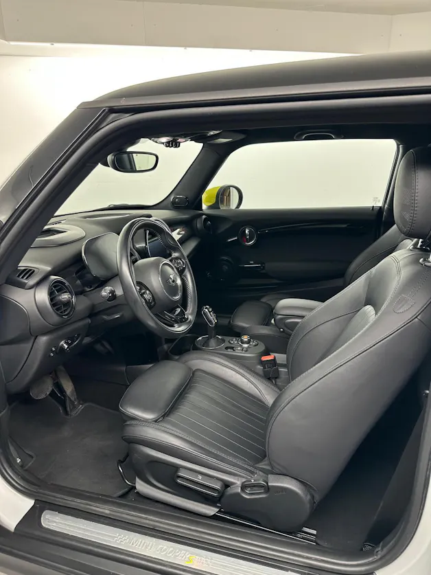Mini F56 Cooper SE