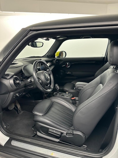 Vehicle image MINI MINI