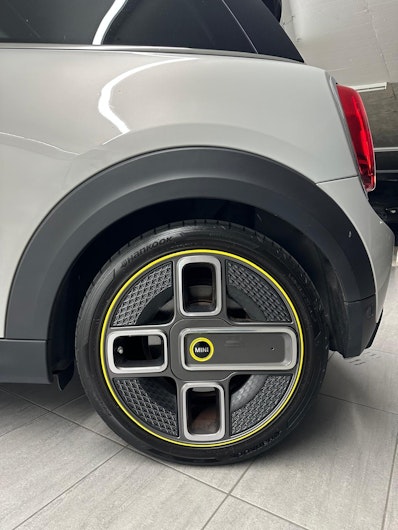 Vehicle image MINI MINI