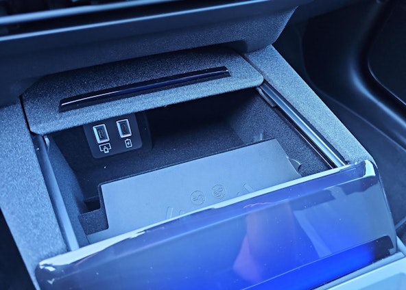 Vehicle image 25 Vehicle image 25