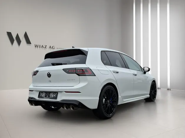 VW Golf VIII 2.0 TSI R DSG 4motion