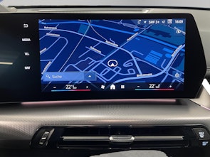 Vehicle image BMW X1 23i xDrive paddles