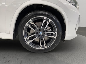 Vehicle image BMW X1 23i xDrive paddles