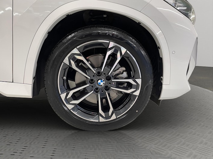 Vehicle image BMW X1