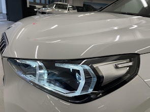 Vehicle image BMW X1 23i xDrive paddles