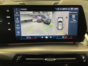 Vehicle image BMW X1 23i xDrive paddles