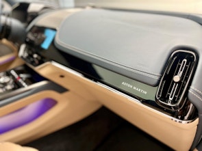 Vehicle image ASTON MARTIN DBX 707 4.0 V8 Bi-Turbo