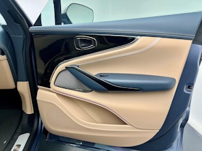 Vehicle image ASTON MARTIN DBX 707 4.0 V8 Bi-Turbo