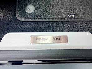 Vehicle image ASTON MARTIN DBX 707 4.0 V8 Bi-Turbo