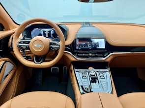 Vehicle image ASTON MARTIN DBX 707 4.0 V8 Bi-Turbo