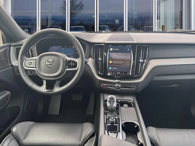 Volvo XC60 2.0 T6 TE Plus Dark eAWD