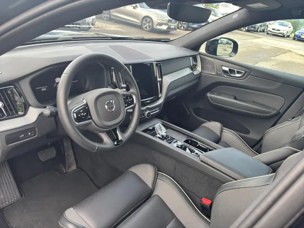 Volvo XC60 2.0 T6 TE Plus Dark eAWD