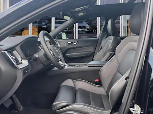 Volvo XC60 2.0 T6 TE Plus Dark eAWD