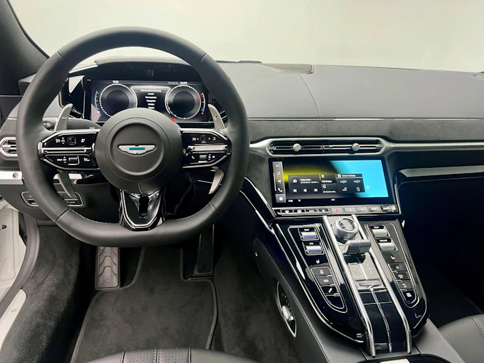 Fahrzeugbild ASTON MARTIN V12 Vantage