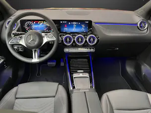 Mercedes-Benz GLA 200 7G-DCT Night Star