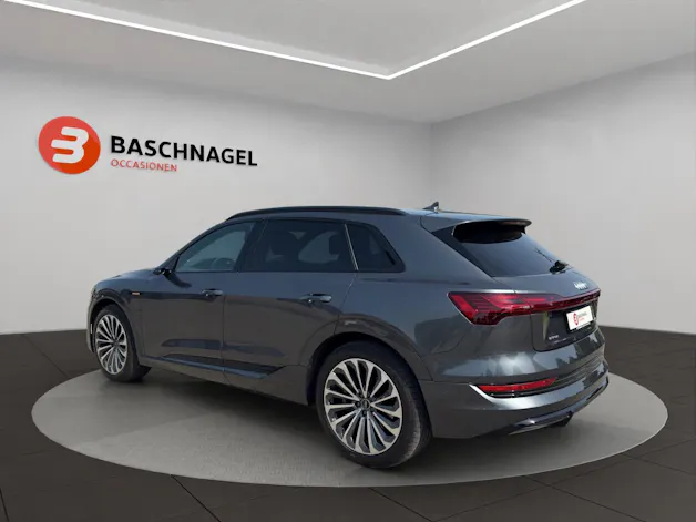 Audi e-tron 55 S Line quattro