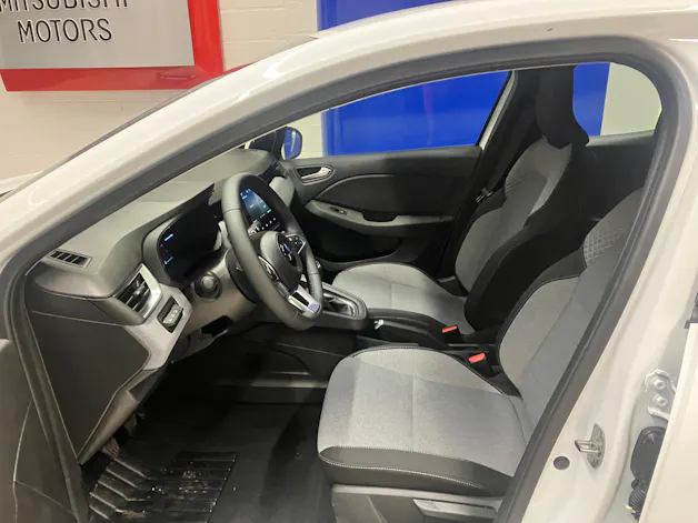 Mitsubishi Colt 1.6 HEV Invite+