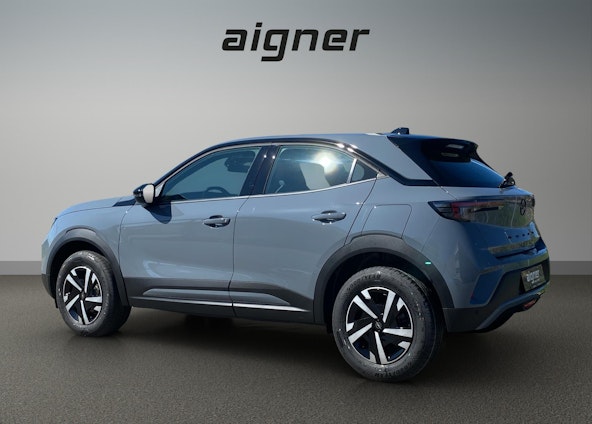 Vehicle image 2 Vehicle image 2