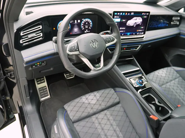 VW Tiguan 2.0 TSI DSG R-Line Black Style 4Motion (2025)