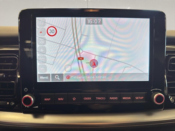 Vehicle image 8 Vehicle image 8