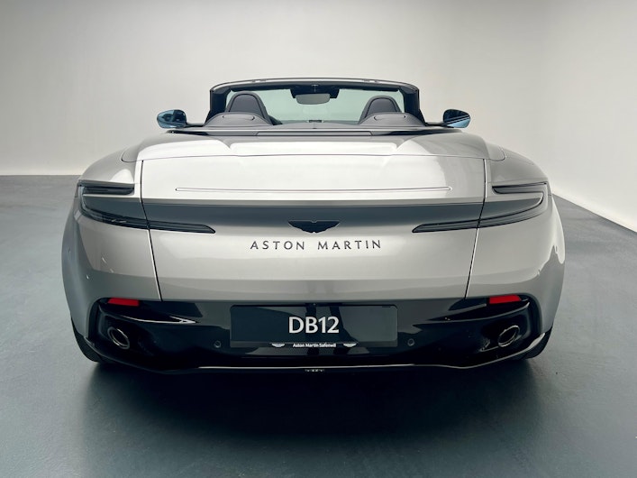 Vehicle image ASTON MARTIN DB12