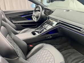 Vehicle image ASTON MARTIN DB12 Volante 4.0 V8 Bi-Turbo