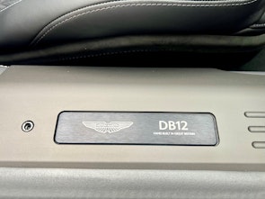Vehicle image ASTON MARTIN DB12 Volante 4.0 V8 Bi-Turbo