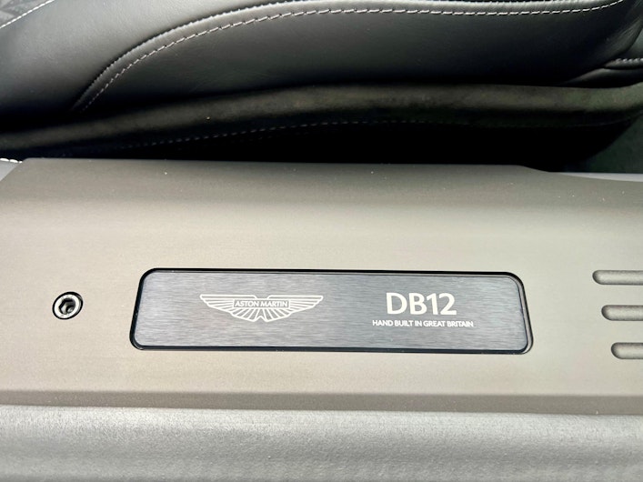 Vehicle image ASTON MARTIN DB12