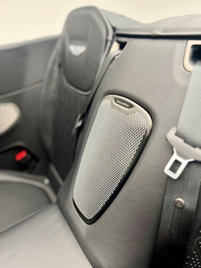 Vehicle image ASTON MARTIN DB12