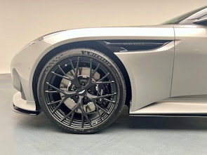 Vehicle image ASTON MARTIN DB12 Volante 4.0 V8 Bi-Turbo