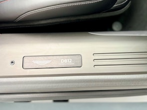 Vehicle image ASTON MARTIN DB12 Volante 4.0 V8 Bi-Turbo