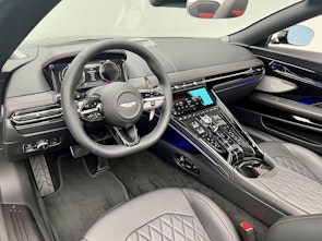 Vehicle image ASTON MARTIN DB12 Volante 4.0 V8 Bi-Turbo