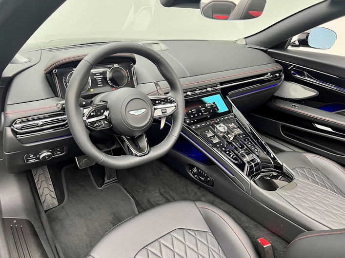 Vehicle image ASTON MARTIN DB12