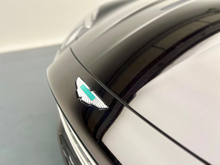 Vehicle image ASTON MARTIN DB12