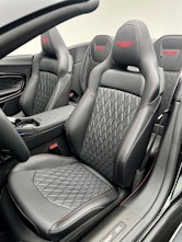 Vehicle image ASTON MARTIN DB12 Volante 4.0 V8 Bi-Turbo