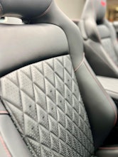 Vehicle image ASTON MARTIN DB12 Volante 4.0 V8 Bi-Turbo