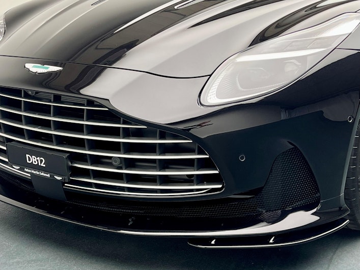 Vehicle image ASTON MARTIN DB12