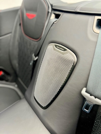 Vehicle image ASTON MARTIN DB12