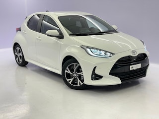 Vehicle image TOYOTA YARIS 0 Vehicle image TOYOTA YARIS 0